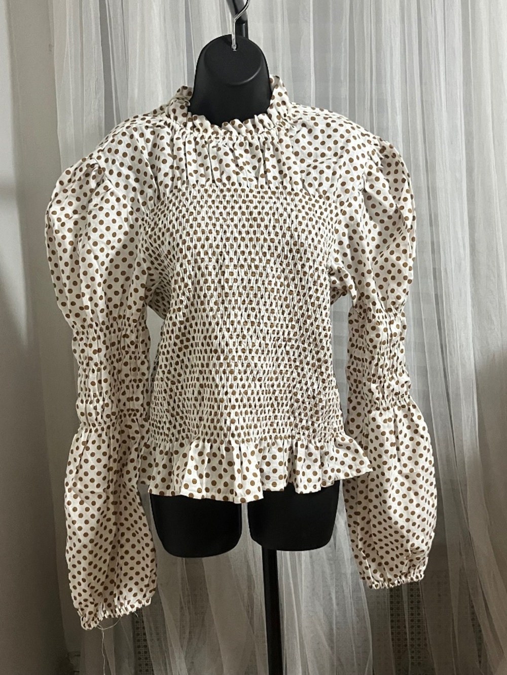 Nary Cream Polka Dot Ruffle Turtleneck Blouse. Sz XXL